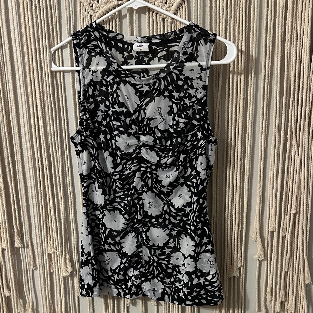 CAbi Black and White Floral Burst Top